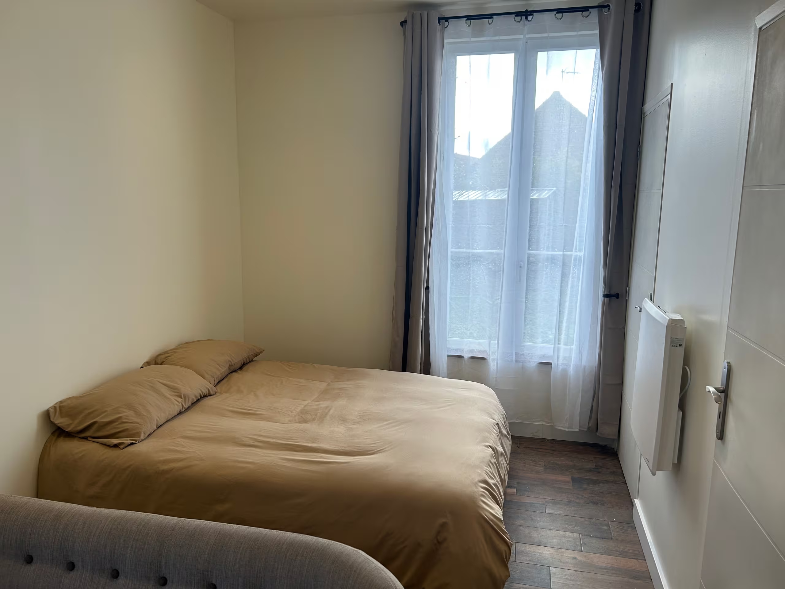 Espace nuit avec lit double